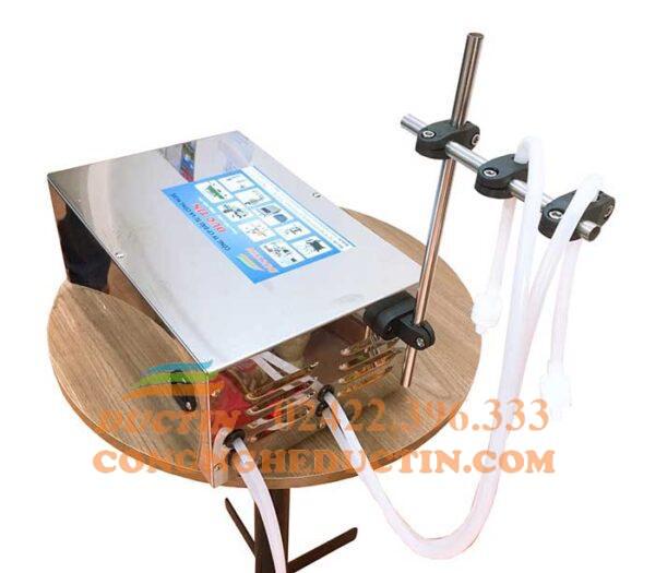 May-bom-2voi-2-dieu-khien May-bom-2voi-2-dieu-khien