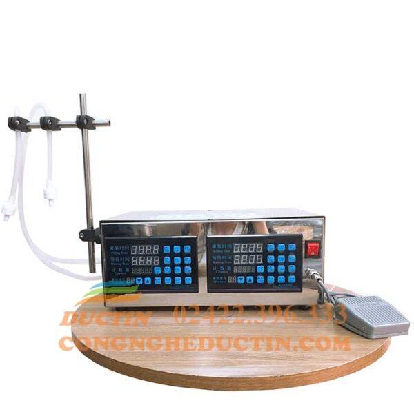 May-bom-chat-long-2voi-2-dieu-khien