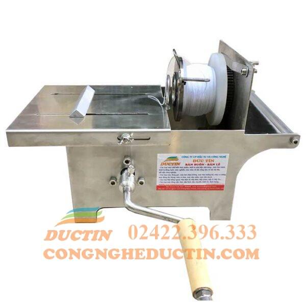 May-buoc-xuc-xich-quay-tay-duc-tin May-buoc-xuc-xich-quay-tay-duc-tin