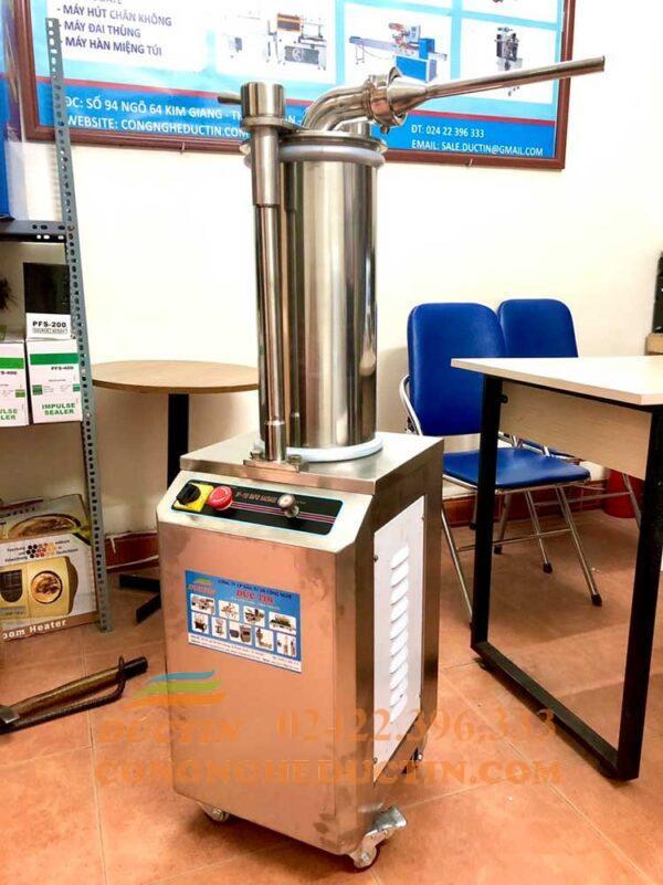 May-nhoi-xuc-xich-cong-nghiep-sf150 May-nhoi-xuc-xich-cong-nghiep-sf150